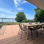 Am Mit Privatem Seezugang Casa de Férias *