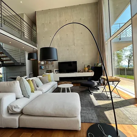 Am Mit Privatem Seezugang Holiday home Meersburg