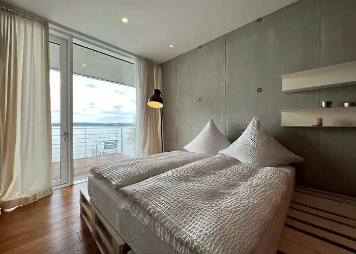 Am Mit Privatem Seezugang Меерсбург