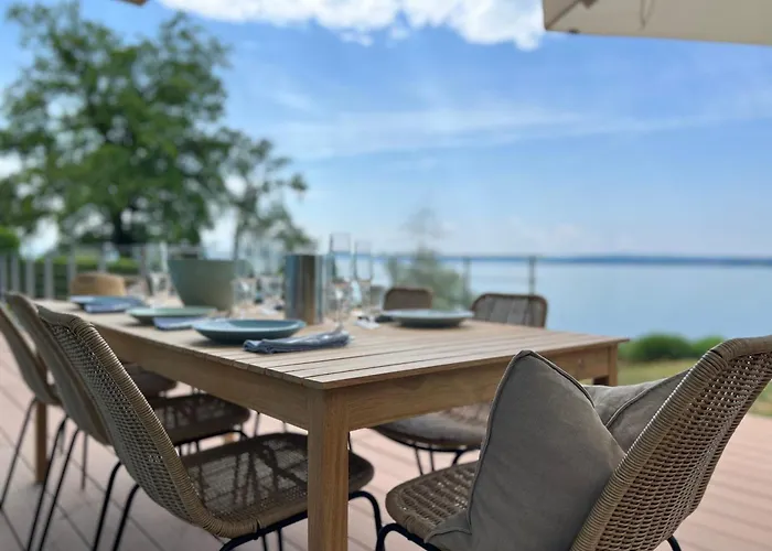 Am Mit Privatem Seezugang * Меерсбург